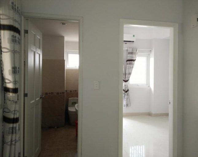 Cho thuê căn hộ D-Head mới 100% DT: 75m2, 2 PN, 2 WC, máy lạnh, thang máy