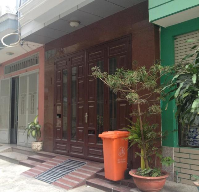Chuẩn bị định cư Mỹ cần bán gấp nhà sau mặt tiền đường Nguyễn Tiểu La, P. 8, quận 10