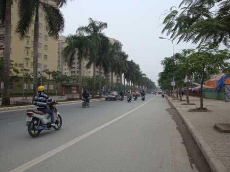 Bán nhà 5 tầng cổng làng Phú Mỹ đường Lê Đức Thọ, dt 32m2, Tây Nam giá 2,6 tỷ