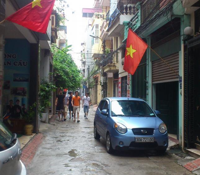 Bán nhà 4 tầng, lô góc ở phố Vương Thừa Vũ, ngõ bàn cờ, phân lô