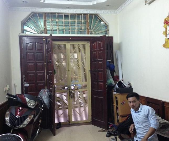 Bán nhà Thái Hà, 34m2, 4T, MT 3,1m, 5,4tỷ, kinh doanh, ô tô đỗ cửa
