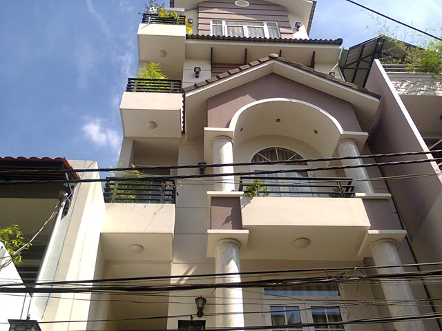 Bán nhà mặt tiền đường Đinh Tiên Hoàng, Phường Đa Kao, Quận 1, DT 4,2x20m, giá cực rẻ