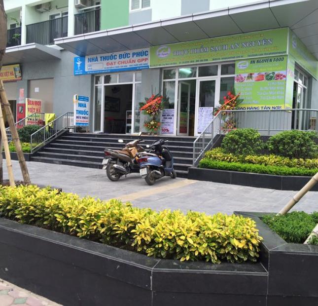 Chính chủ bán căn góc ki ốt 06 - D2CT2 Tây Nam Linh Đàm. Vị trí đẹp, kinh doanh thuận lợi.