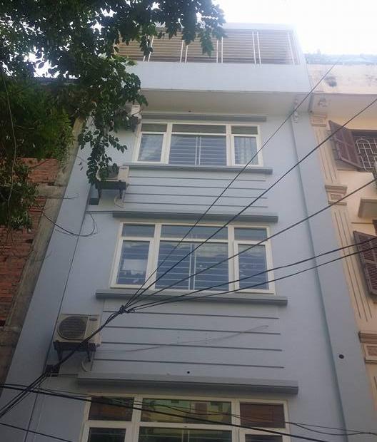 Bán nhà phân lô 2 MT trong ngõ, phố Võ Chí Công, DT 61m2, nhà 5 tầng, MT hơn 5m, ô tô vào nhà