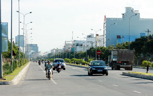 Đất đường Ngô Quyền, cạnh Vincom, Mường Thanh, 480m2(20*24)m, xây khách sạn, nhà hàng