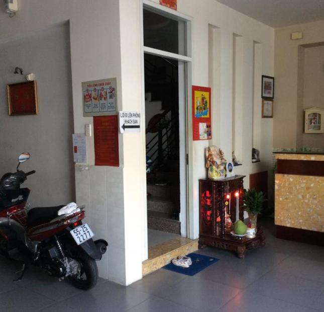Bán khách sạn 19 phòng mặt tiền đường Phan Huy Thực, Q7