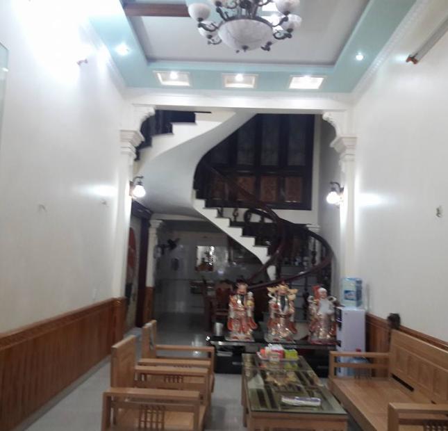 Cho thuê nhà đẹp đầy đủ nội thất trong ngõ 193 Văn Cao, Hải An, Hải Phòng