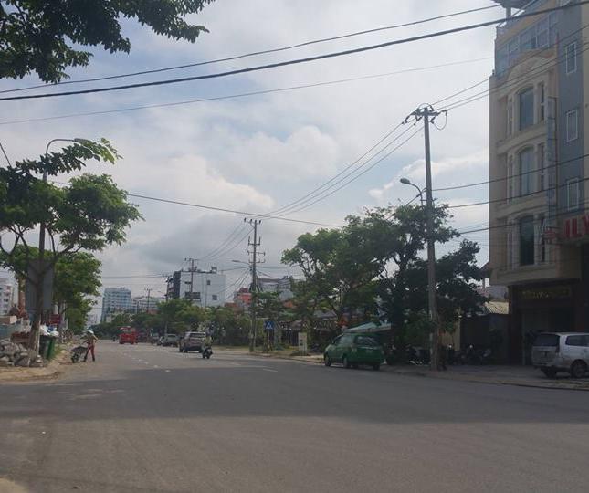 Cần bán gấp khách sạn 2 mặt tiền đường Hồ Nghinh – Thông thẳng ra bãi tắm Phạm Văn Đồng