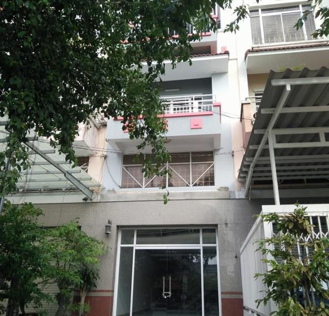 ​Bán nhà mặt tiền Nguyễn Văn Cừ khu Hồng Phát thuận tiện kinh doanh, mở văn phòng