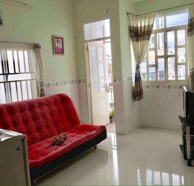 Cho thuê nhà riêng tại đường Bến Vân Đồn, phường 5, quận 4, Tp. HCM giá 15 triệu/tháng
