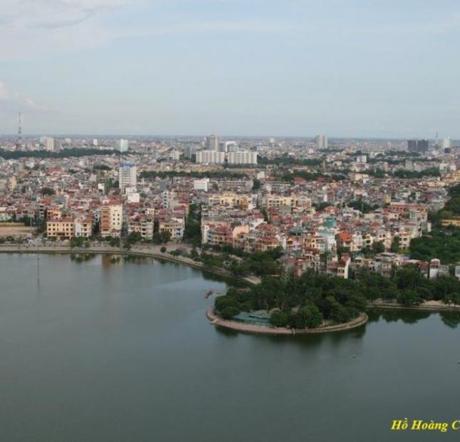 Bán căn hộ bên hồ Hoàng Cầu, diện tích 67m2, giá bán 2,924 tỷ. LH 096 227 1166