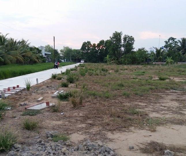 Bán đất nền sau trường Vĩnh Phúc, sau trường PTTH Chuyên Bến Tre