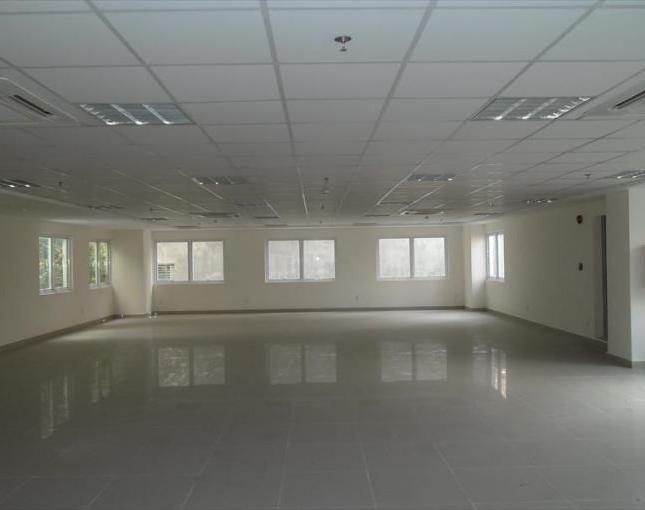 Cho thuê 160m2 VP hạng C phố Đội Cấn, giá chỉ 170 nghìn/m2/tháng. LH 0964712026