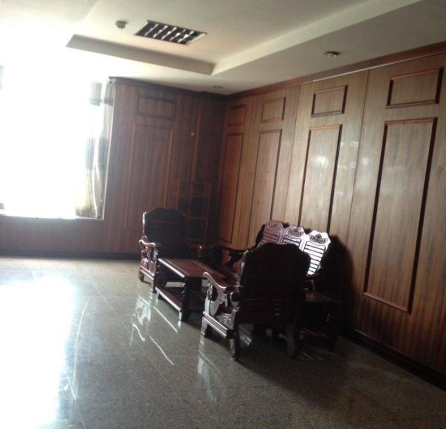 Cần cho thuê gấp căn hộ Cao Cấp 107 Trương Định, Quận 3