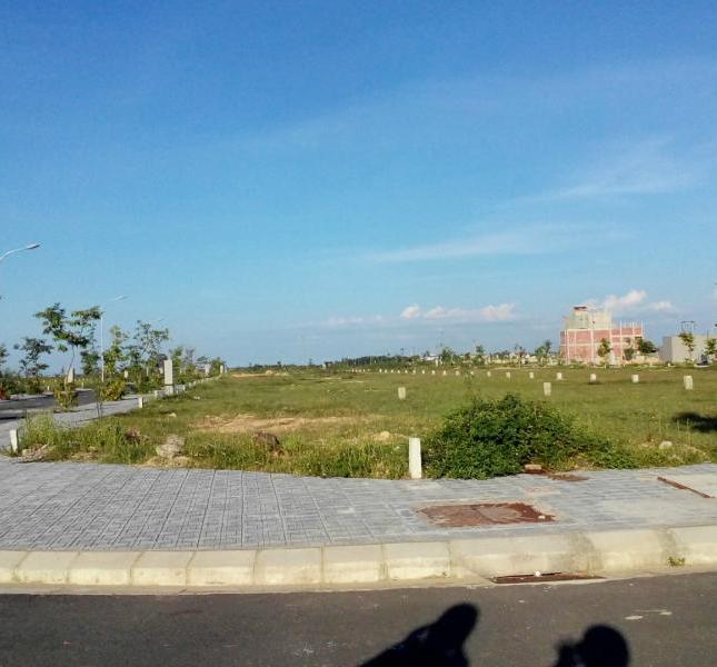 Cần bán gấp lô đất đẹp đường 10m5 đối diện công viên thể thao, Phú Mỹ Thượng