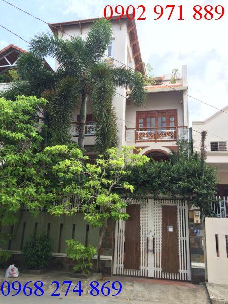 Villa cho thuê đường Lương Định Của, phường Bình An, quận 2 TP. HCM với giá 90 triệu/tháng