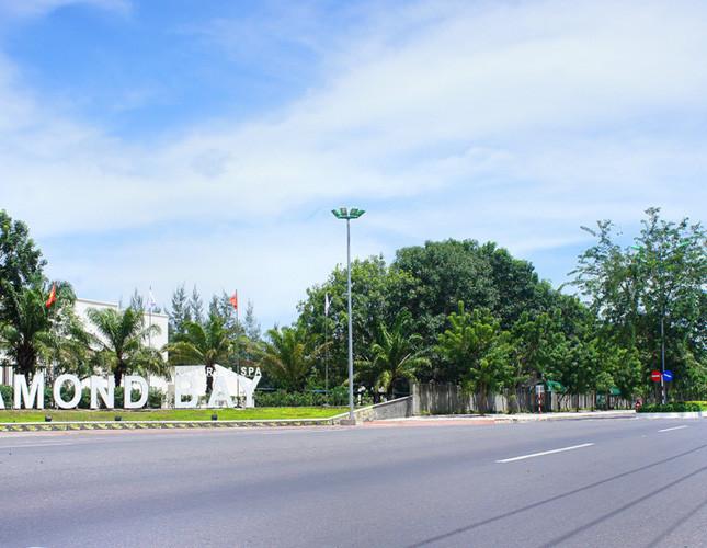 Diamond Bay City resort Nha Trang căn hộ biển full nội thất tiêu chuẩn quốc tế, cam kết lợi nhuận 8%/5 năm.LH:0906.833.345