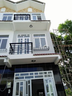 Bán nhà 1,26 tỷ (110m2) ngay đường Nguyễn Hữu Thọ muốn bán