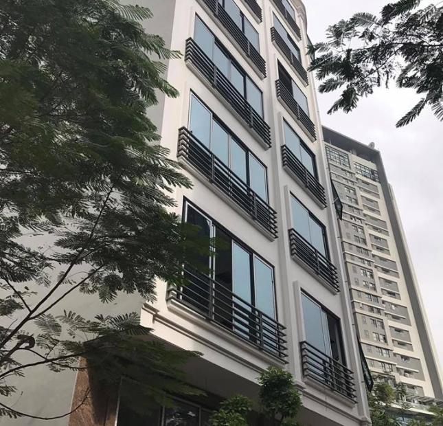 Bán nhà đang kinh doanh khách sạn tại Trần Duy Hưng, Cầu Giấy, 56m2, 8 tầng, 16.8tỷ, thang máy
