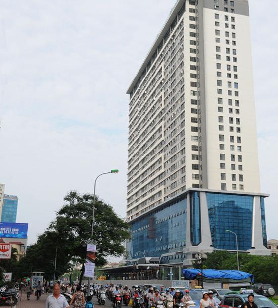 Tin hot bán gấp nhà mặt phố Lê Văn Lương 67m2, MT 3.8m, giá chỉ 13.8 tỷ