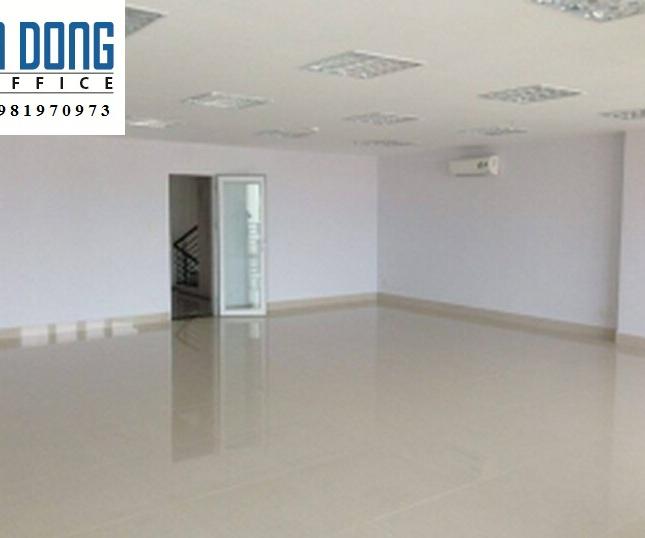 Cho thuê VP đẹp đường Xuân Thủy, DT 50m2 - 200m2, giá 22tr/th. LH 0126 321 9886