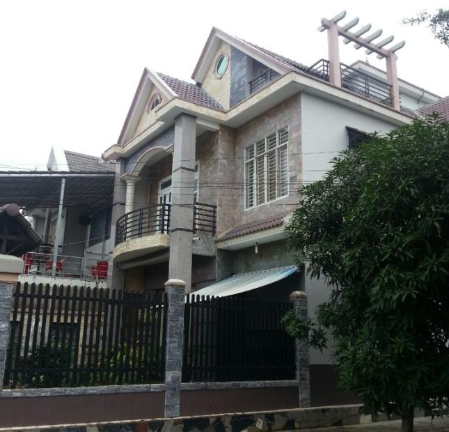 Bán nhà biệt thự tại Phường Tân Phong, Biên Hòa, Đồng Nai diện tích 208m2 giá 4,6 tỷ