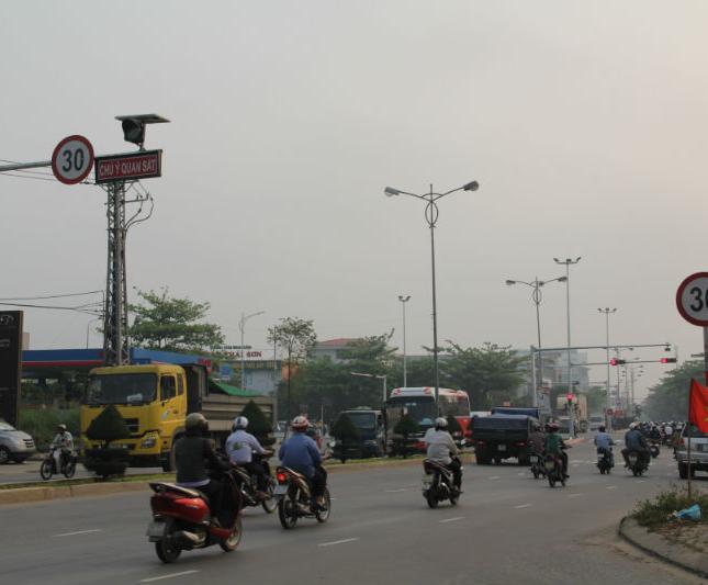 Đất mặt tiền đường Cách Mạng Tháng 8, khu dân cư đông đúc