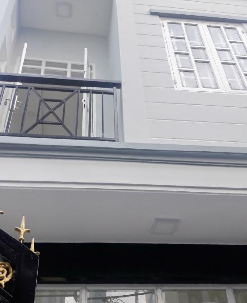 Bán gấp nhà 2 lầu mới đẹp mặt tiền HXH 1027 Huỳnh Tấn Phát, Phú Thuận, Q7, 2.35tỷ