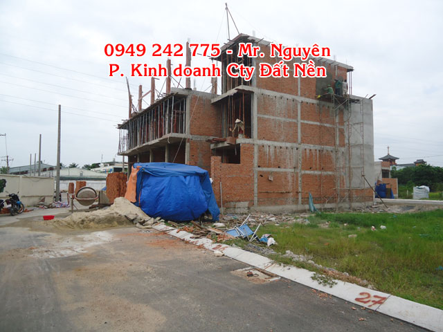 Đất đường Vườn Lài giá 23Tr/m2, P.An Phú Đông, Quận 12. Đã có GPXD, nhiều nhà đang xây, có hình