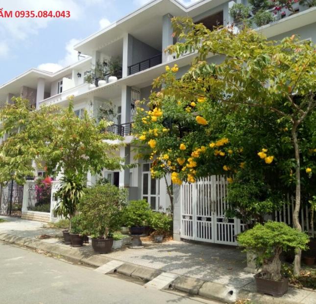 Đầu tư Hoàng Quốc Việt Shophouse, nhận ngay 2 chỉ vàng SJC