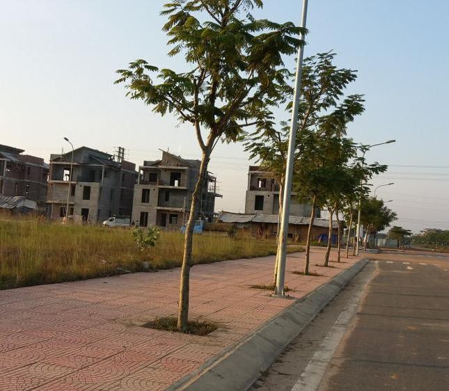 Bán đất 100m2, phường Khai Quang, Vĩnh Yên đã có sổ đỏ và hạ tầng đầy đủ. LH: 0979.629.620