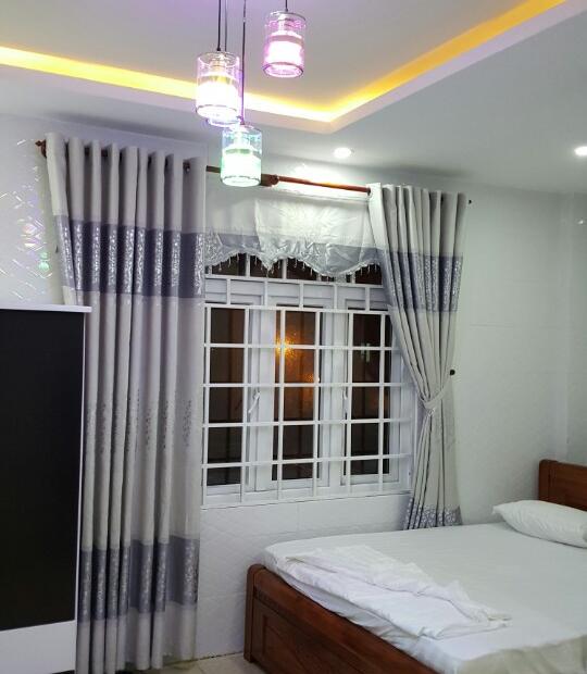 Bán hotel 3 tầng gần biển cực đẹp đường Hà Kỳ Ngộ, Sơn Trà, giá 6 tỷ