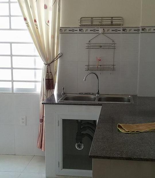 Cho thuê căn hộ chung cư tại đường Nguyễn Trãi, Quận 1