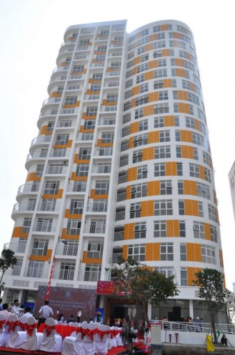 Bán gấp căn hộ Conic Skyway - MT Nguyễn Văn Linh - 70m2, 2PN - Giá: 1.15 tỷ