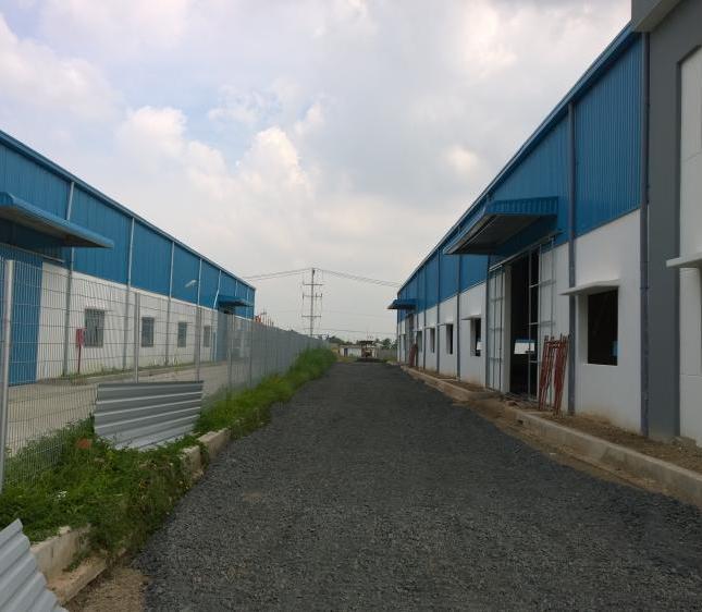 Cho thuê nhà xưởng 3000 m2 trong KV 4500 m2, KCN Tân Đức, Đức Hòa, Long An