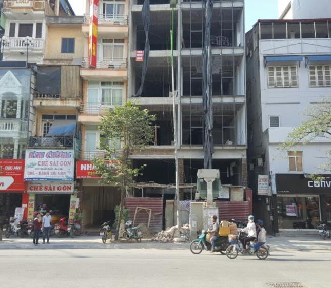 Cho thuê nhà mặt phố Trần Duy Hưng, mặt tiền 8m, diện tích 100m2 x4,5 tầng. LH 01643985499