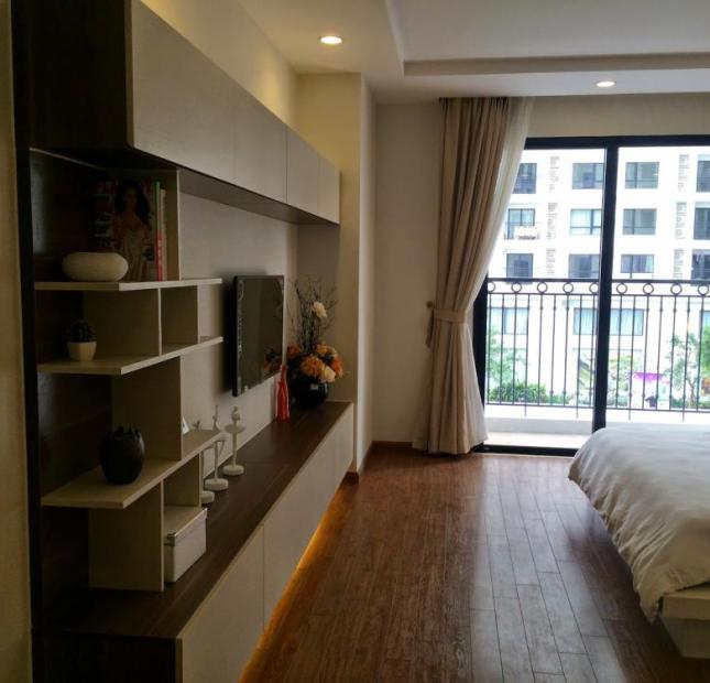 Cho thuê căn hộ tại chung cư Golden Land diện tích 95m2, 2PN, nhà đủ đồ đẹp với giá 13 tr/tháng