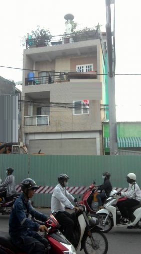 Nhà cho thuê MT Phan Văn Trị, P.1, GV gần ngã 4 DT 8x21m nở hậu 12m