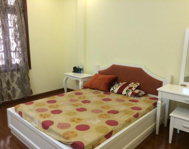 Bán nhà ngõ 75 Giải Phóng, Hai Bà Trưng. DT 43m2x4T, giá 3,45 tỷ