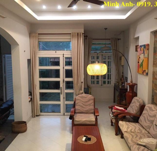 Cho thuê villa Làng báo chí, Thảo Điền, 4PN, đủ nội thất, giá 27.04tr/tháng