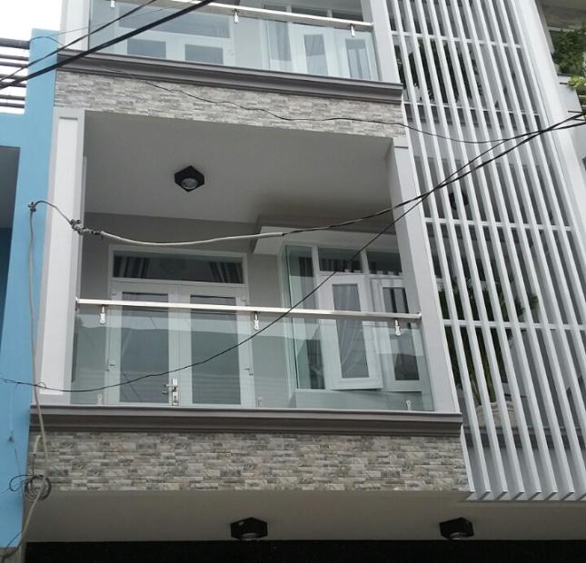 Tôi cần cho thuê nhà mới 100% lô E khu La Casa Hoàng Quốc Việt Quận 7. DT: 5m x 13m, giá: 20 tr/th