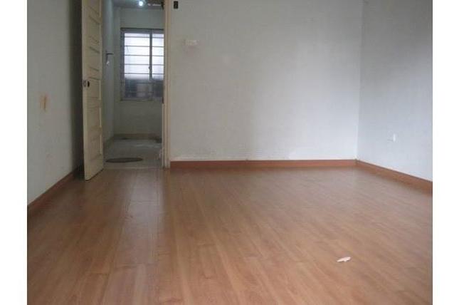 Cho thuê nhà riêng tại Đội Cấn, Ba Đình, giá 8tr/th, DT 40m2, 4,5 tầng. LH Ms Ly 01206653777