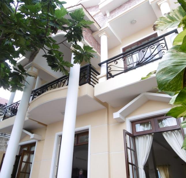 Villa cho thuê đường Quốc Hương, phường Thảo Điền, 10x26m, giá 45 triệu/tháng