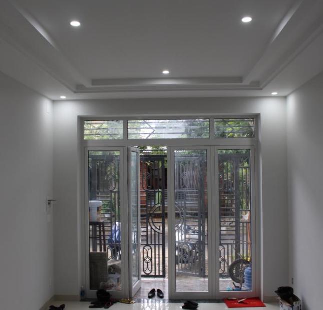 Nhà mặt tiền đường 5.5 m, Nguyễn Giản Thanh, Thanh Khê, Đà Nẵng