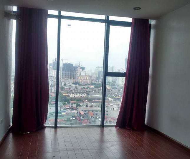 Cho thuê căn hộ Home City Trung Kính 75m2, sàn gỗ, trần thạch cao. Giá 9 triệu/tháng
