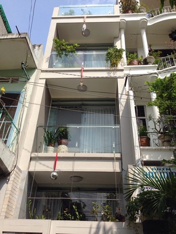 Cần bán nhà đẹp mặt tiền đường Trần Khánh Dư, quận 1, diện tích: 5,6x27m, trệt, 3 lầu, giá 21 tỷ