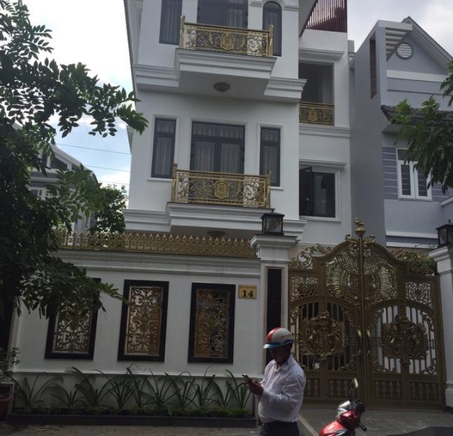 Bán gấp căn biệt thự Nam Long Phú Thuận, Q7, DT 8x18m. Giá cực hot 12.5 tỷ