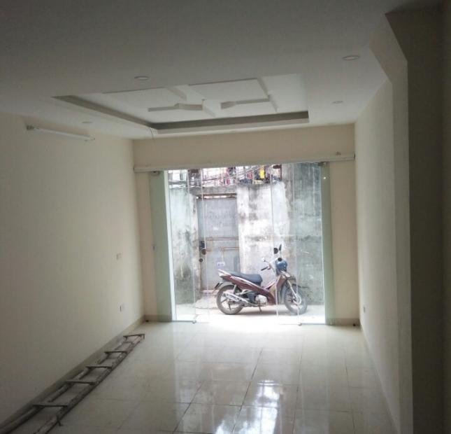 Bán nhà 1,7 tỷ, 35m2, cuối phố Bà Triệu, Hà Trì, hỗ trợ ngân hàng, về ở ngay. LH 0911152123