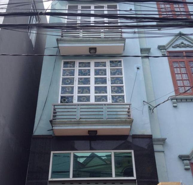 Cho thuê nhà 3.5 tầng ngõ 5 Cao Thắng, 4PN + 3 VS, ô tô đỗ cửa
