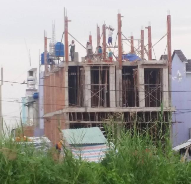 Năm con gà mua đất xây nhà trung tâm Thạnh Lộc, chỉ 1 tỷ 1, đã có sổ hồng riêng